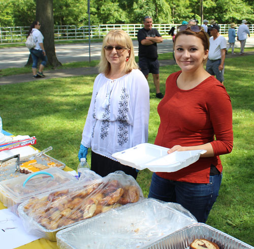 Romanian Cultural Garden ladies on One World Day